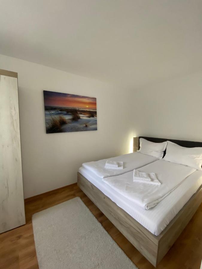 Focus Apartment เมียร์คูรา-ชุค ภายนอก รูปภาพ
